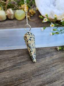Vente en gros de pendules de jaspe dalmatien naturel cristal de quartz à facettes pierre précieuse radiesthésie acheter chez Aameena Agate - Product Image 3