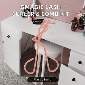 Recourbe-cils de maquillage haut de gamme avec design incurvé de précision, coussinet en silicone souple, poignée confortable pour un recourbement sûr et doux, naturel - Product Image 2