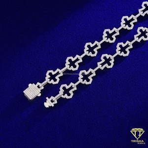 Collar de tenis de lujo con diamantes de moissanita y plata de ley 925, diseño de cruz, cadena de joyería llamativa y brillante para venta al por menor. - Product Image 2