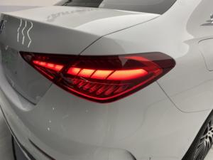 Voiture d'occasion exportée de Chine, Mercedes-Benz C260L 1.5T essence 2023, berline à faible consommation de carburant, véhicule d'occasion - Product Image 2