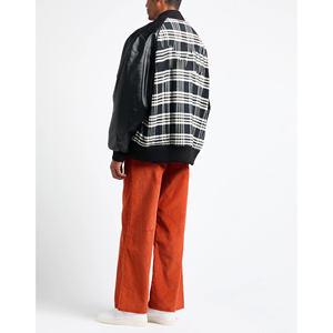 Blouson universitaire en laine Tarten au design personnalisé, col montant, logo brodé sur le devant, haute qualité, style urbain unisexe, 100 % coton - Product Image 4