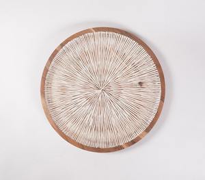 Platos de Madera Natural Sólida con Diseño de Patrones – Plato de Servir de Madera para Cocina, Restaurante y Catering - Product Image 1