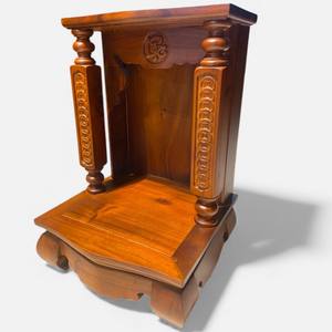 L'autel du dieu de la richesse et du dieu de la terre est sculpté en bois d'afzelia. - Product Image 6