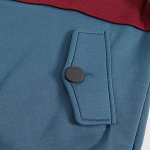 Sweat-shirt streetwear décontracté pour femme, colorblock premium, bordeaux et bleu ardoise, en molleton, avec poches à rabat et bordure côtelée contrastante - Product Image 6