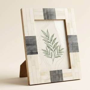 Cadre photo en bois avec incrustation d'os, motif géométrique en mosaïque, fait main, léger, élégant, support photo de table, décoration d'intérieur - Product Image 2