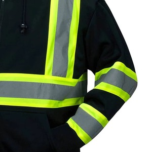 เสื้อแจ็คเก็ตนิรภัยสะท้อนแสงแบบ Hi-Vis สำหรับฤดูหนาว พิมพ์โลโก้ตามสั่ง สะท้อนแสง 3M ได้รับการรับรองมาตรฐาน CE ผลิตจากโพลีเอสเตอร์ สำหรับผู้ชาย งานก่อสร้าง - Product Image 5