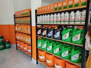 Producto de limpieza para autos NPOIL - Líquido limpiaparabrisas - SCREEN WASH 2.7L Agua purificada, surfactantes, aditivos - Product Image 3