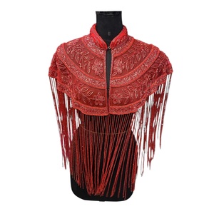 Vestido Capa con Flecos y Cuentas Negras de Alta Calidad 2026 para Mujer, Disponible a Precio de Mayoreo para Exportación - Product Image 1