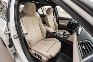 BMW 328-i Sedán 2016 - Product Image 4