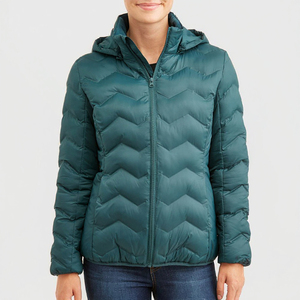 Veste matelassée à capuche pour femme, légère, d'hiver, avec poches latérales, couleur unie, coupe classique, en duvet - Product Image 5