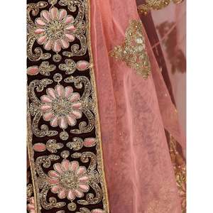 Lehenga Choli de mariée en velours brodé marron avec perles pour femmes - Product Image 2