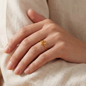 Bague géométrique en or massif 9 carats pour femme, design cœur ouvert, bijoux fins minimalistes de luxe, fournisseur de bijoux en gros - Product Image 2
