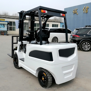 低价销售越野叉车，含免费充电器，1.5吨2吨平衡重电动叉车 - Product Image 3