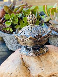 Brûleur d'encens créatif en céramique, style pagode, en métal et fer forgé, à refoulement d'encens arabe, pour la décoration intérieure - Product Image 3