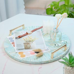 Plateau décoratif rond PEMAR en nacre avec poignées en métal doré, plateau à bibelots, organiseur pour commode, salle de bain, coiffeuse - Product Image 1