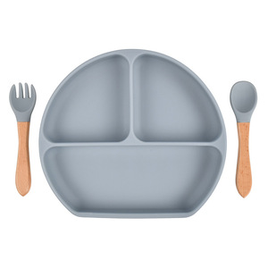 Plato de Silicona con Divisiones Hilim SCG con Juego de Cuchara y Tenedor, Libre de BPA, Apto para Alimentos, Vajilla para Niños Pequeños, Vietnam - Product Image 4