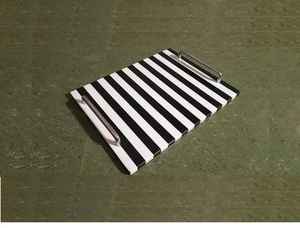 Bandeja de Servicio de Resina Blanca y Negra de Diseño, Bandeja Rectangular de Resina para Alimentos, Decorativa para Restaurantes, Hoteles, Hogares y Bodas - Product Image 3