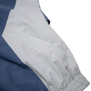 Chaqueta Unisex Delgada con Capucha, Cortavientos, de Lona, para Invierno, con Patrón de Parches, Estilo Urbano, Exterior de Nailon/Acrílico - Product Image 1
