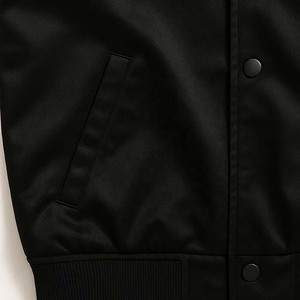 Veste bomber varsity noire pour homme, coupe-vent, boutons pression, col montant, style décontracté, automne, matière satinée, vestes pour homme - Product Image 5