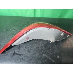 ไฟท้ายขวา Equus VI ปี 2011-2013 มือสอง ของแท้ รหัส 924023N000 - Product Image 5