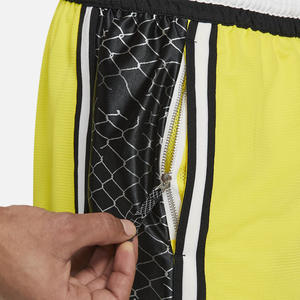 Shorts de sport pour hommes 2026 à séchage rapide avec poche pour téléphone et doublure respirante / Shorts de sport doublés polaire pour hommes à prix de gros - Product Image 4