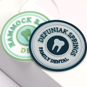 Parches de Goma PVC 3D Personalizados con Forma de Corazón y Flor, Resistentes al Agua, Termoadhesivos para Prendas Suaves, Modelo OEM - Product Image 1