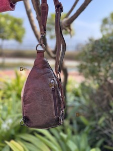 Elegante bolso de hombro de cuero de piel de vaca de moda bolso de viaje fácil de llevar con cinturón de dinero multiusos - Product Image 4