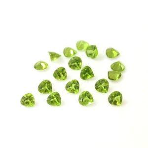 Peridoto verde oliva natural, corte corazón, piedra preciosa suelta, peridoto calibrado, cuentas de peridoto para la fabricación de joyas, collar, anillo, pendientes - Product Image 4