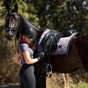 Housse de transport pour selle anglaise de haute qualité avec doublure en polaire pour le saut d'obstacles et le dressage, en cuir, accessoires d'équitation - Product Image 5