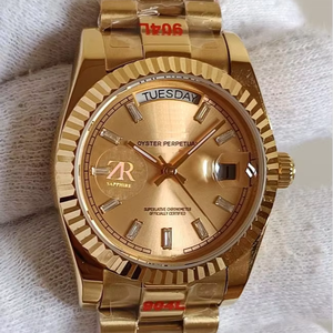 Reloj Mecánico de Oro de 36 mm con Cierre Oculto, Estilo Hip Hop Vintage de Lujo, Esfera de Alta Calidad con Marcadores de Hora en Forma de Baguette - Product Image 1