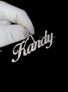 925ฮิปฮอปเป็นประกายสีเงินแท้ที่กำหนดเองจี้ชื่อเริ่มต้นแบบโค้งที่กำหนดเองเครื่องประดับเพชรเพชรโมอิสเย็นส่วนบุคคลที่มีสเน่ห์ - Product Image 3