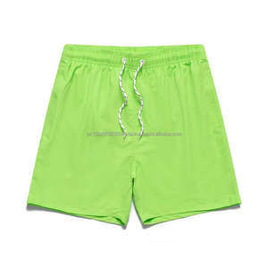 Prêt à Expédier Short d'impression de sport de style de rue pour hommes Short uni respirant en polyester à séchage rapide pour hommes - Product Image 1