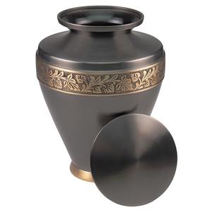Urna Funeraria de Latón Cambria LU Estilo Americano, Capacidad de 200 Pulgadas Cúbicas, Acabado Gris Pizarra Digno, Banda Dorada Grabada a Mano, 1 Año de Garantía - Product Image 3