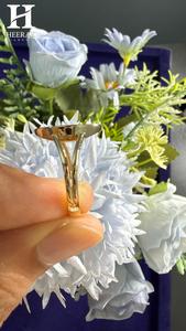 Anillo de Diamantes Cultivados en Laboratorio con Símbolo Om de Lujo, Oro de 14K y 18K con Acento de Rubí, Joyería Fina Espiritual Personalizada para Mujer - Product Image 3