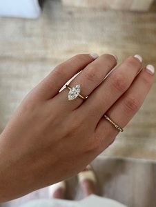 Bague de fiançailles en diamant de laboratoire de 2,5 carats, taille marquise, or jaune 14 carats, solitaire, certifiée IGI - Product Image 3