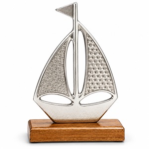 Figura Decorativa de Velero Náutico en Metal sobre Base de Madera, Decoración Moderna para Mesa de Salón u Oficina - Product Image 1