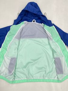 Conjunto cortavientos personalizado de 2 piezas, anorak corto unisex, conjunto de pantalones cortavientos, traje deportivo nuevo y elegante con bloques de color. - Product Image 5