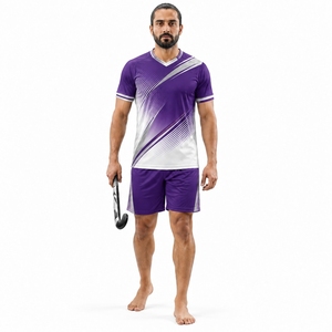 Tenue de hockey pour équipe, uniforme en tissu léger et coupe athlétique confortable pour la mobilité des joueurs - Product Image 1