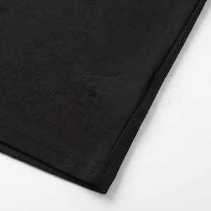 Ensemble de polos à manches courtes noirs pour hommes avec bordure blanche, design uni tissé décontracté, coupe classique - Product Image 5