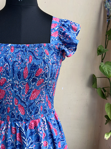 Vestido largo vintage de algodón indio con estampado floral hecho a mano, cuello cuadrado y túnica hasta el suelo para mujer. - Product Image 4