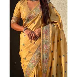 ผ้าไหมบาลูชารีสีเหลืองอ่อนทอมือลายซารีแบบดั้งเดิม คุณภาพพรีเมียม พร้อมงานปักซารีประณีต น้ำหนัก 650 กรัม - Product Image 2