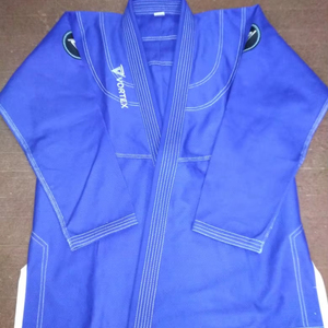 Kimono de Jiu-Jitsu Brésilien Personnalisé Brodé 100% Coton 460g Respirant Séchage Rapide - Product Image 1