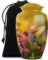 Urne funéraire en métal noir avec ailes d'ange dorées et ciel étoilé, couvercle en aluminium, urne funéraire classique pour cendres humaines - Product Image 2