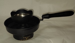 Brûleur d'encens en métal doré en forme de pagode avec parfum de bois de santal 100% naturel, décoration thérapeutique pour la maison, provenant d'Inde - Product Image 3