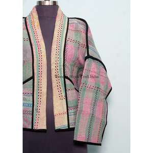 Nouvelle arrivée : veste indienne artisanale en coton patchwork multicolore, imprimé Kantha, écologique, style ethnique bohème, pour un usage décontracté - Product Image 2