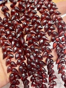 AAA Natural Red Garnet Faceted Briolette Teardrop Loose <b>Stone</b> <b>Beads</b> Fancy Drill 6x9mm 8 Inch Strand China Wholesale Exporter - Product Image 4