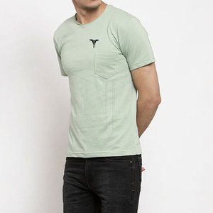 Camiseta de hombre 100% algodón estampada, de corte holgado y manga corta, para venta en línea a bajo precio. - Product Image 4