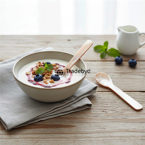 Cuillère artisanale incrustée de nacre, élégante vaisselle de cuisine par Tradebyd - Product Image 4