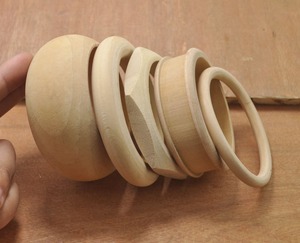 Bracelets en bois naturel faits à la main, ethniques, tendance, polis, vintage, ronds, larges, épais, pour femmes, bijoux cadeau - Product Image 3