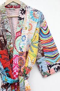 Kantha Chaqueta de ropa acolchada Robe Patchwork Boho Algodón Hecho a mano Abrigo largo para mujer - Product Image 4